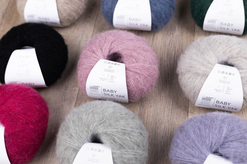 Gabo Wool Baby Silk Yak 9301 - Scarlet Red