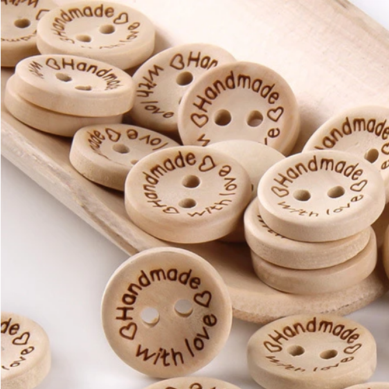 Knoflík HANDMADE WITH LOVE 20 mm